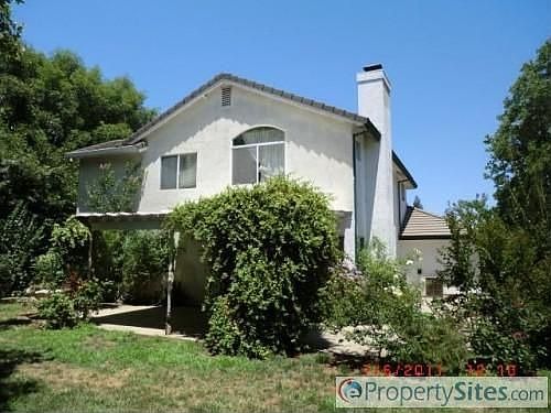 5th image of 905 Scarletwood Ct