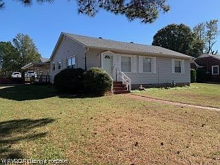 1st image of 2001 Wolfe Ln