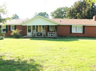 3241 Fairground Rd, Lincolnton, NC 28092