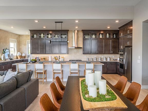 Crescendo Model Great Room