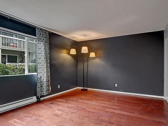 4th image of 17305 NE 45th St APT 129