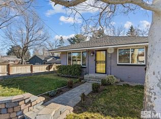 820 Hunter Lake Dr, Reno, NV 89509