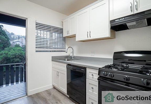 3rd image of 2701 Ec Reems Ct APT 1A