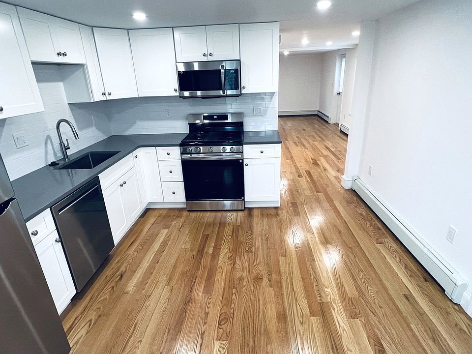 1st image of 50 Conant St #1/2