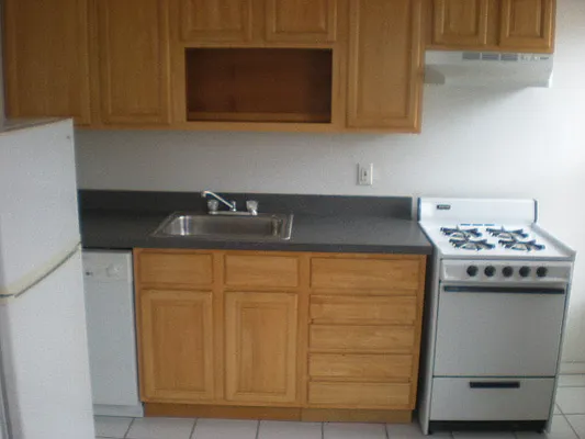 Rented by 5 Boro Realty Corp | media 19