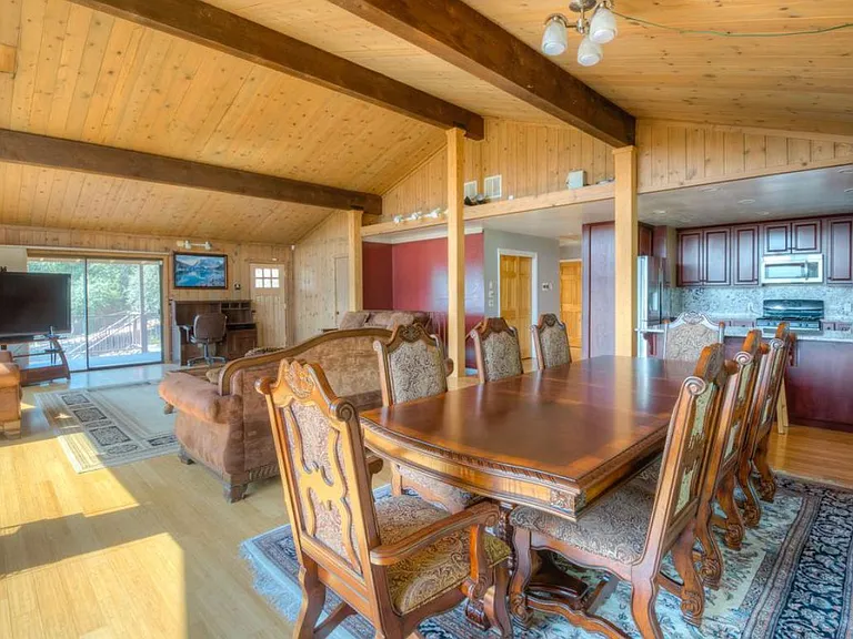 5446 Royal Oaks Dr — Photo 9