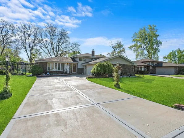 10115 S 82nd Ave, Palos Hills, IL 60465