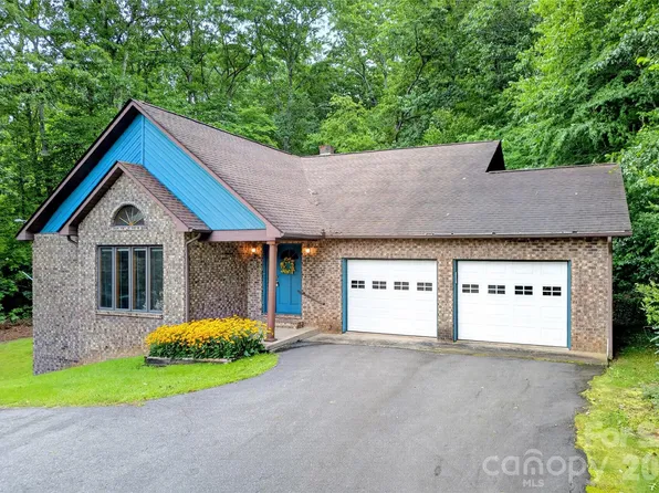 108 Shenandoah Dr, Burnsville, NC 28714