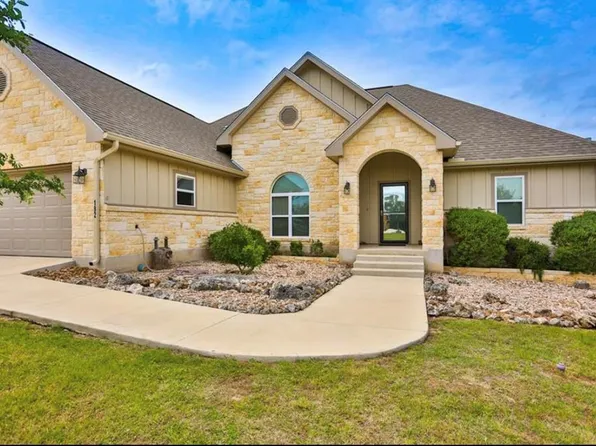 192 Skye Dr S, Kerrville, TX 78028