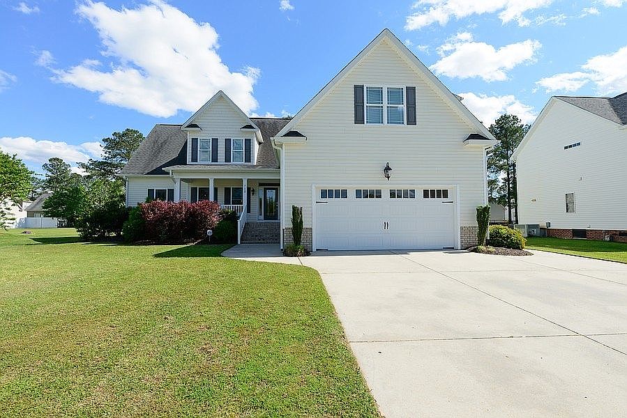 1st image of 712 Stillwater Dr