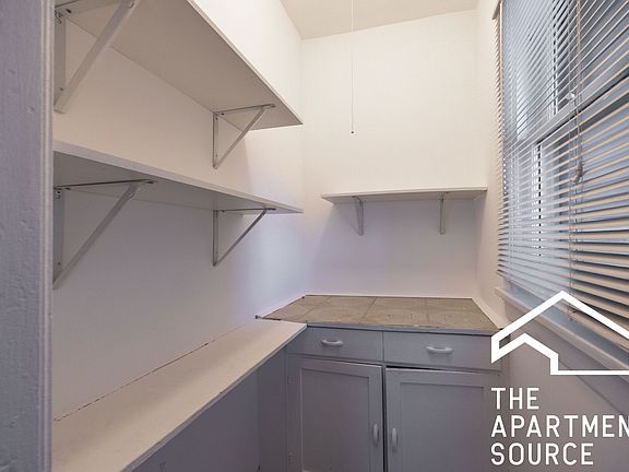 3rd image of 345 W Wellington Ave #1