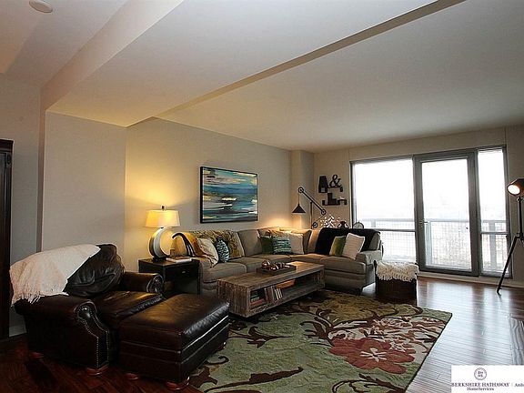 5th image of 200 S 31st Ave APT 4206