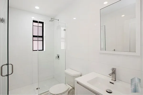 Rented by Skyline Group Real Estate | media 23