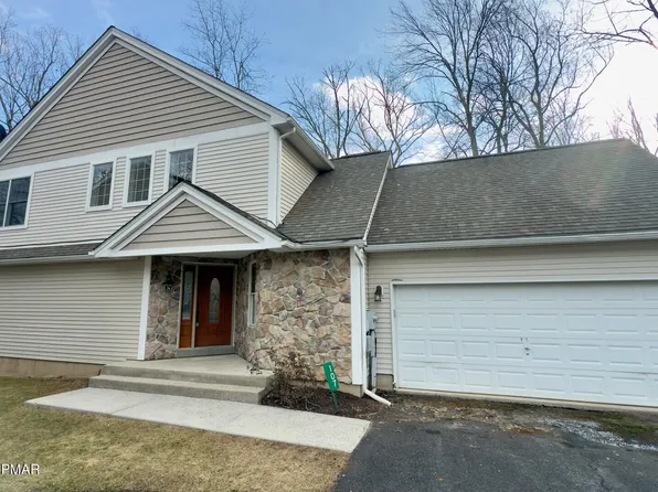 107 Tamarack Ct, East Stroudsburg, PA 18302