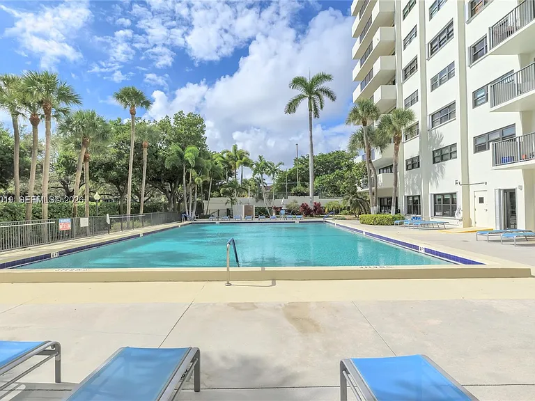 3200 Port Royale Dr N #2103 — Photo 61