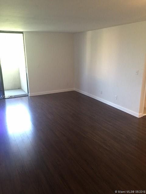 1st image of 2715 Tigertail Ave APT 404