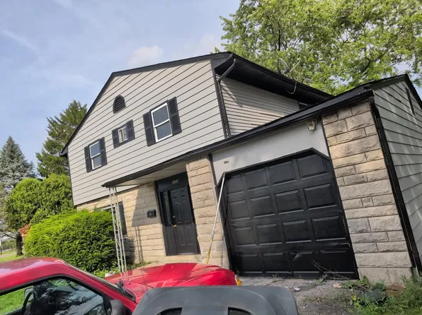 2050 Wadsworth Ct, Columbus, OH 43232