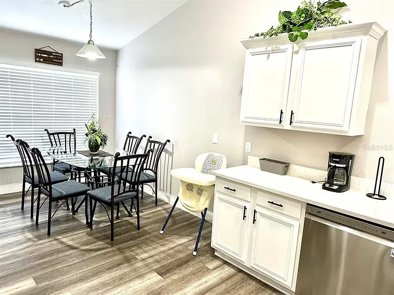 626 Eagle Pointe S — Photo 5