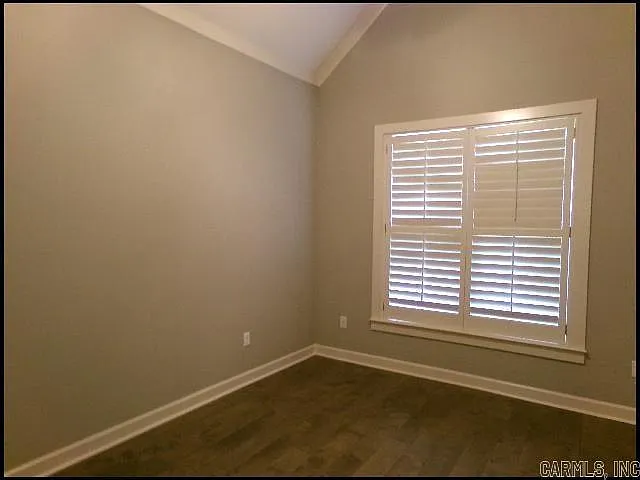 17 Rosans Ct — Photo 7