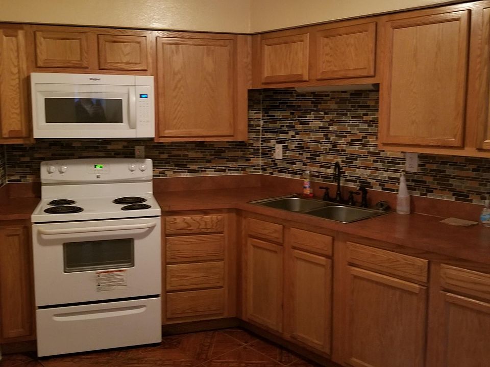 1st image of 21 Valleyview Dr #B