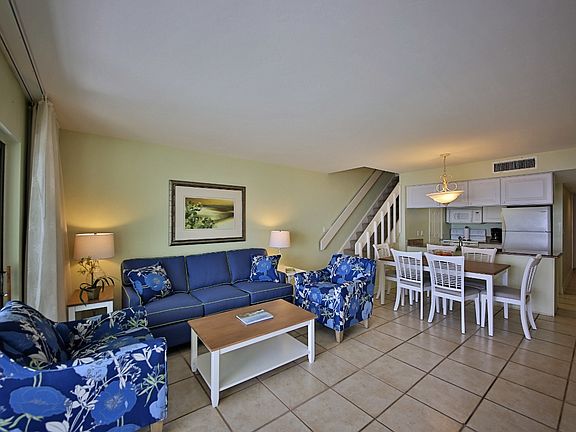 Living room & kitchen