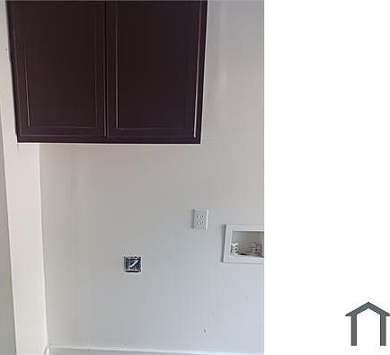 3rd image of 278 W Dison Ave