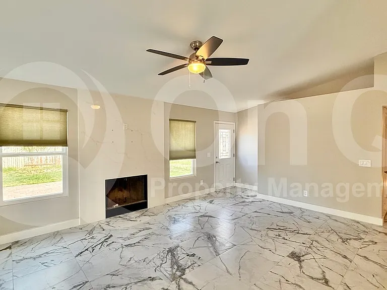 1510 E Taro Ln — Photo 6