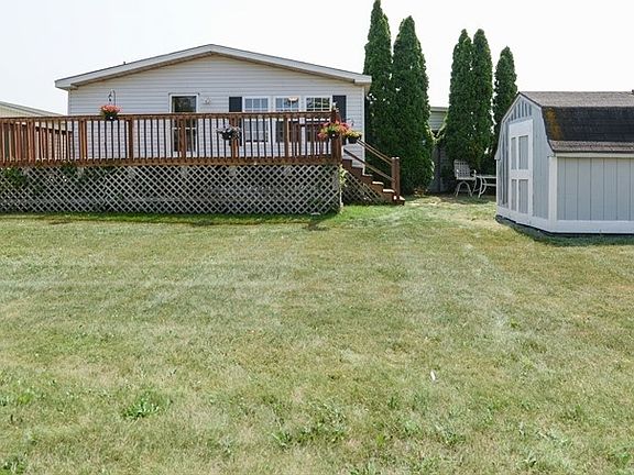 Showing Very Large Lot