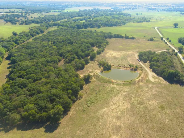 1402 Posey Brewer Rd, Sunset, TX 76270