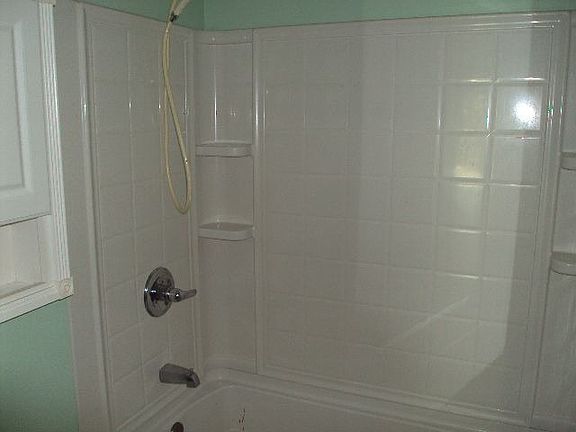 3rd image of 106 Piedmont Ave