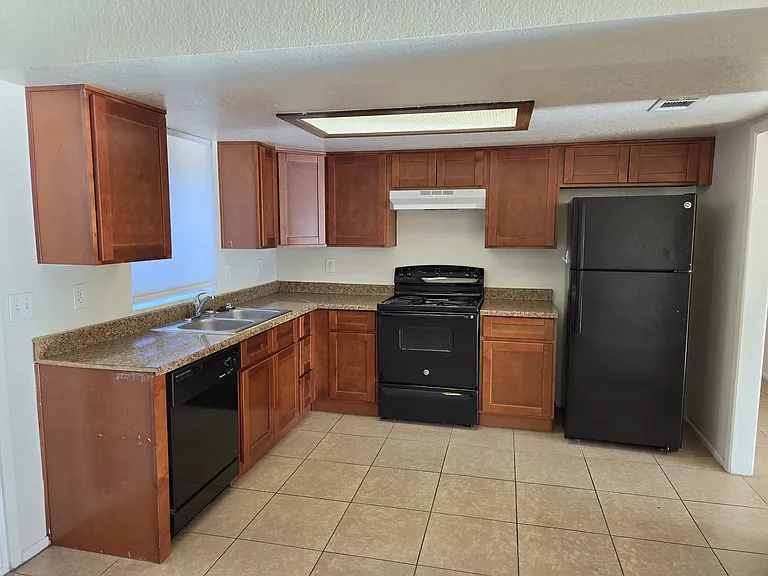 Kitchen with newer appliances