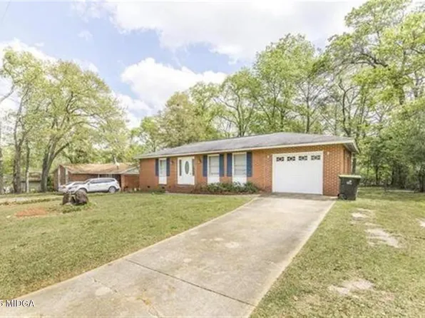 104 Oakdale Dr, Warner Robins, GA 31088
