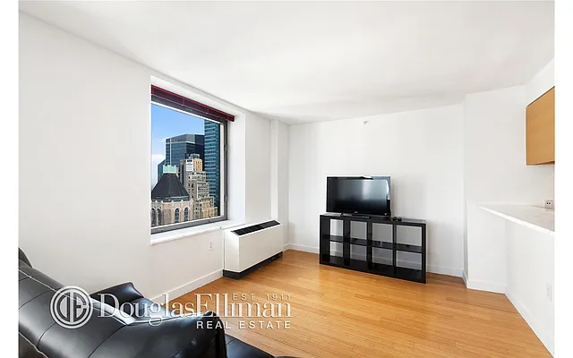 Sold by Douglas Elliman | media 5