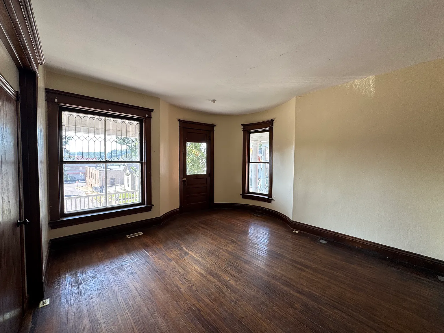 2 bed, 1200 sqft, $900 — Photo 4
