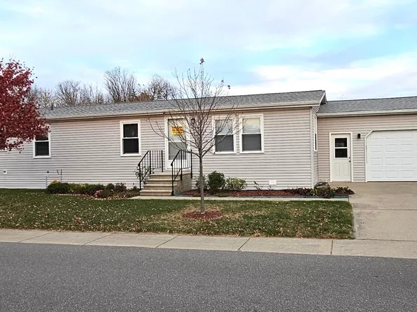 3126 Stonewood Ln, Hudsonville, MI 49426