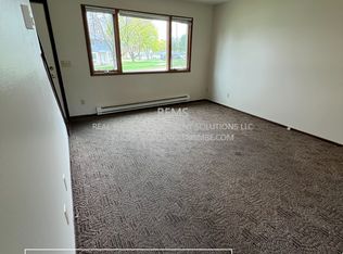 1400-1406 Tuttle St, Baraboo, WI 53913