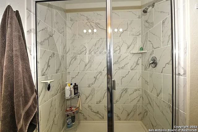 7807 Cottonwood Rdg — Photo 23