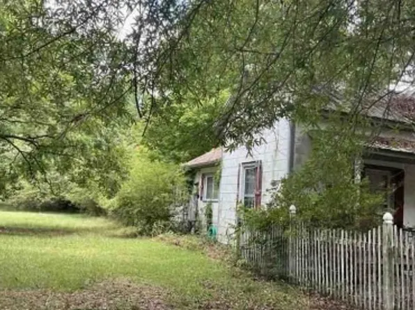 409 Herbert St, Apex, NC 27502