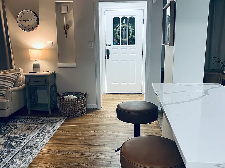 29709 Lake Shore Blvd — Photo 6