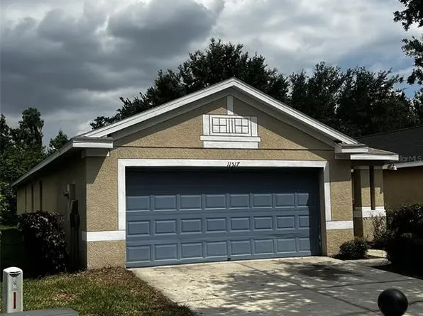 11517 Crestlake Village Dr, Riverview, FL 33569