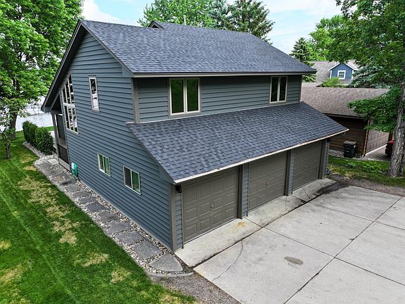 3rd image of 613 S Darling Ln NW
