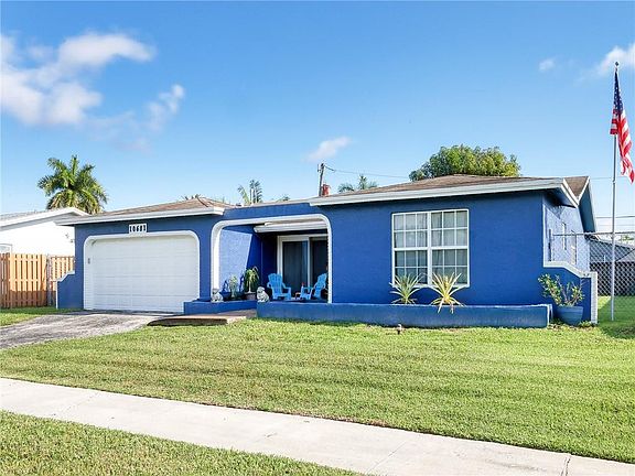 3rd image of 10681 NW 28th Place