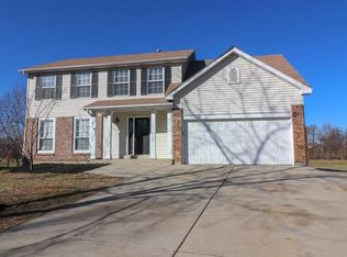 1235 Saddlemaker Dr, Saint Charles, MO