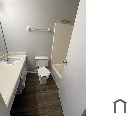 2796 Coventry Grn SE — Photo 25