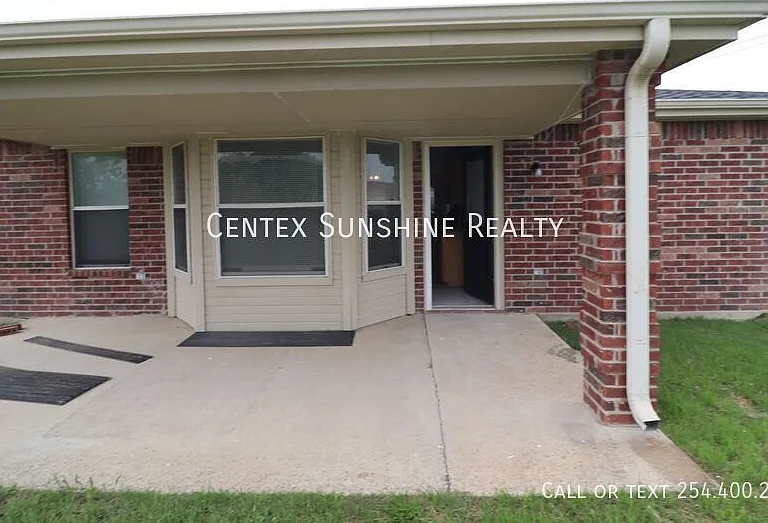 4100 Fieldcrest Dr — Photo 4