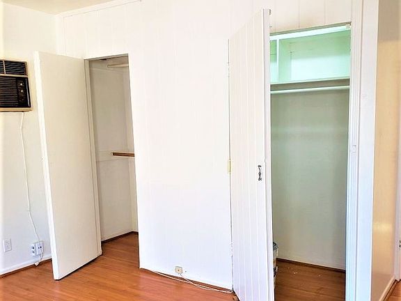 5th image of 2815 W Clark Ave APT 6