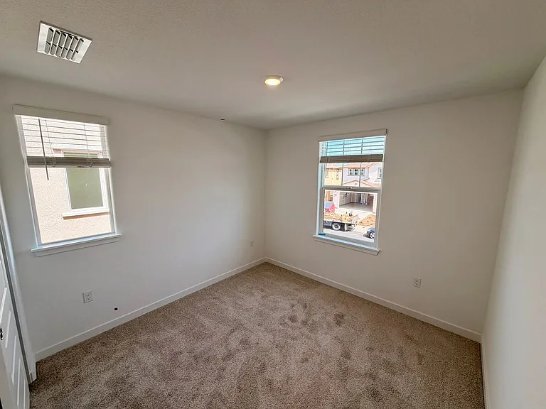 12620 Hereford Ave — Photo 21