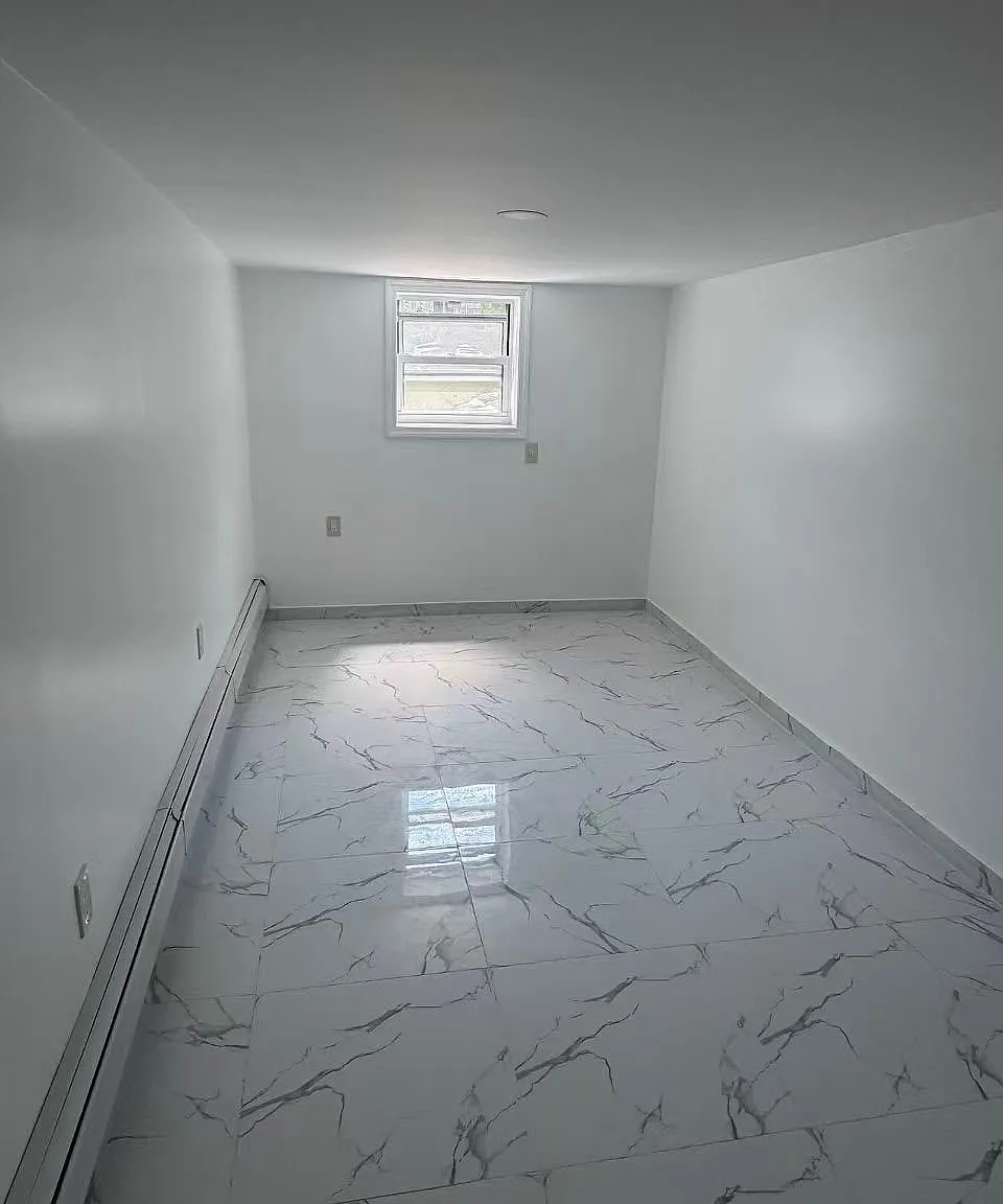 173rd St, Flushing — Photo 3