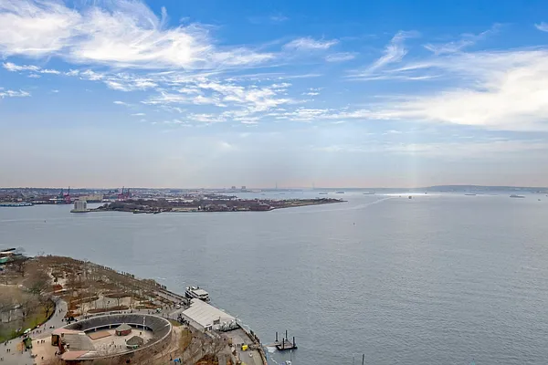 Rented by Corcoran | media 37