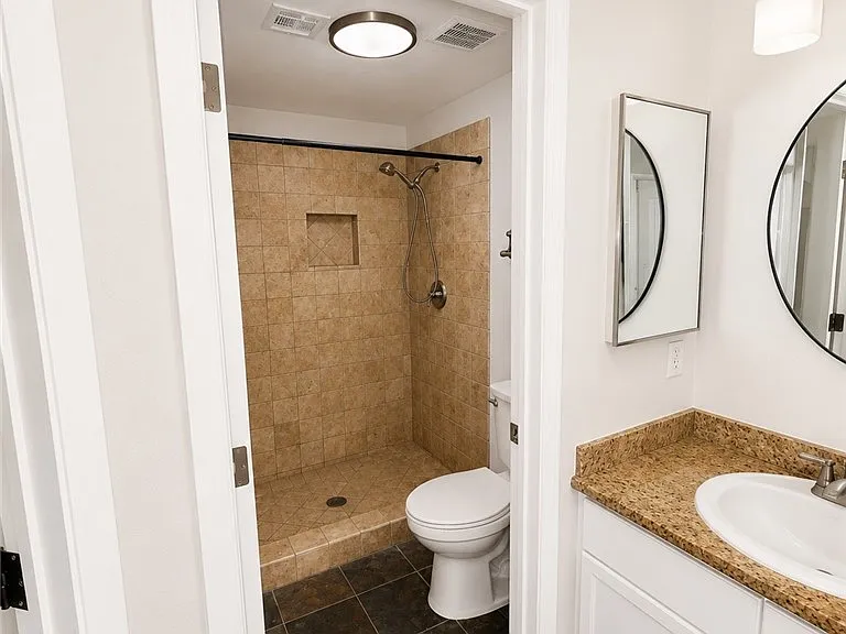 300 Pine Haven St #104 — Photo 16